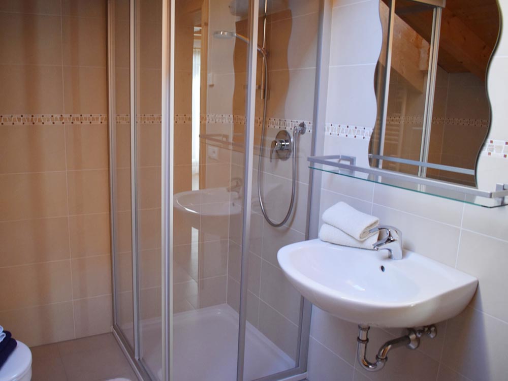 oberhuberhof-appartements-ferienwohnungen-gsiesertal-appartamenti-val-caies-dolomiten4
